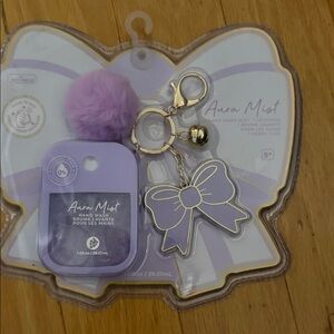 Aura Mist Hand Wash with Keychain Set